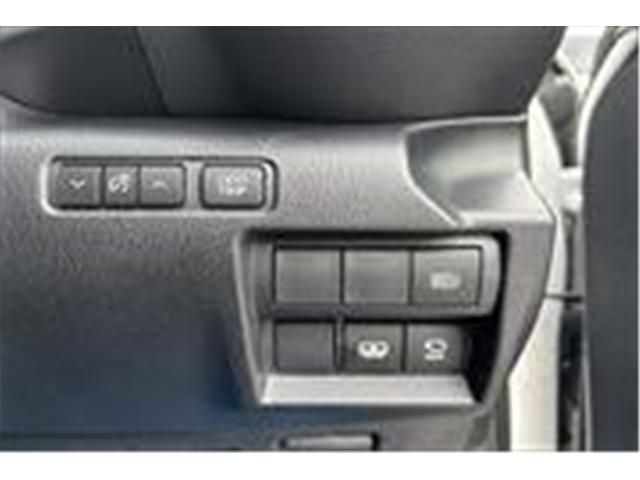 TOYOTA LEXUS IS300H 2021 Image 31