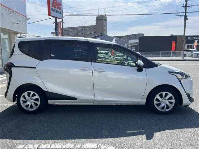 TOYOTA SIENTA 2016 Image 31