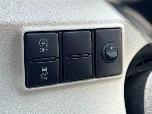 TOYOTA SIENTA 2016 Image 31