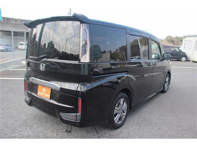 HONDA STEPWAGON E:HEV SPAD 2017 Image 31