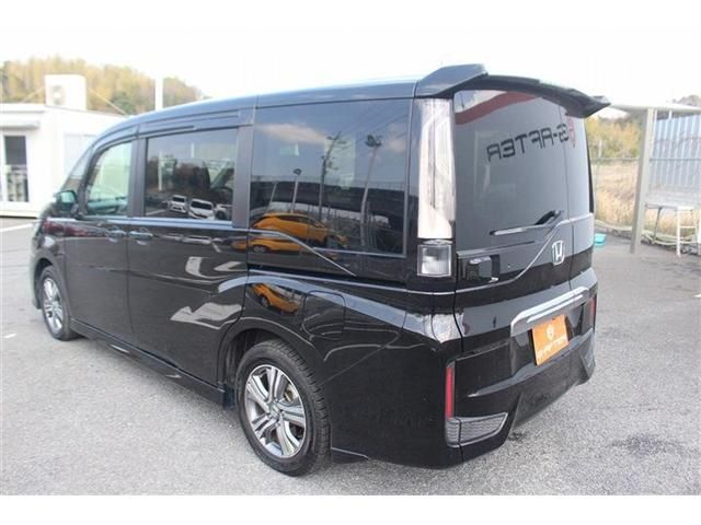 HONDA STEPWAGON E:HEV SPAD 2017 Image 31