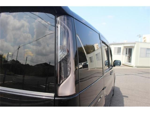 HONDA STEPWAGON E:HEV SPAD 2017 Image 31