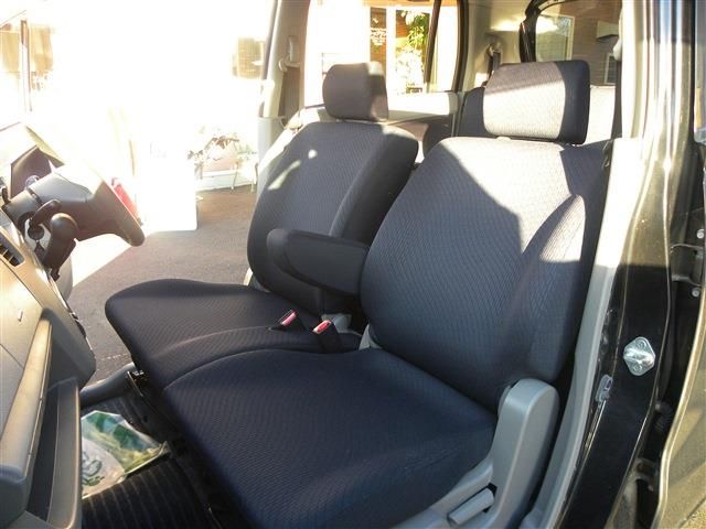 SUZUKI WAGON R 2012 Image 31