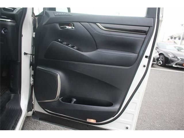 TOYOTA VELLFIRE 2015 Image 31