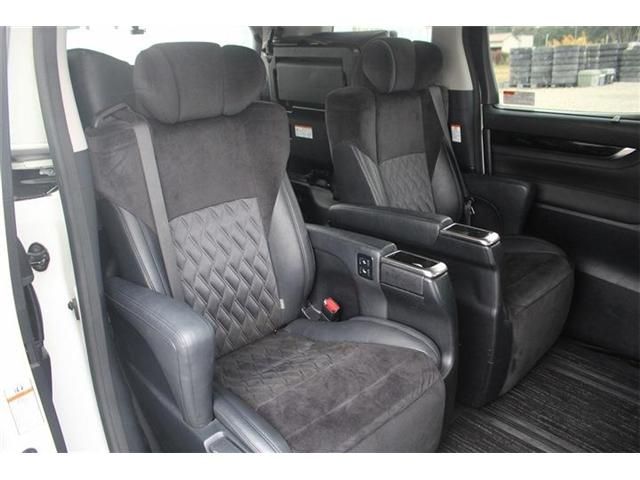 TOYOTA VELLFIRE 2015 Image 31