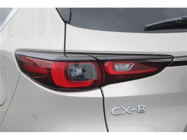 MAZDA CX-8 2023 Image 31