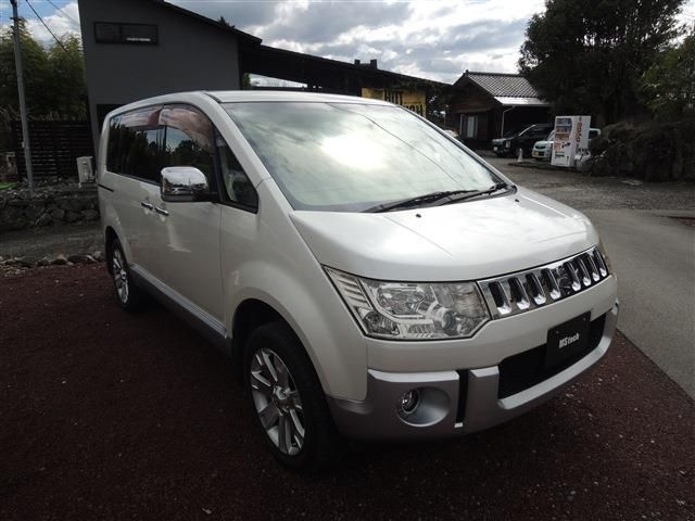 MITSUBISHI DELICA D:5 4WD 2009 Image 31
