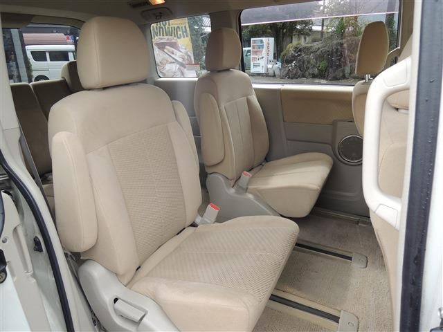 MITSUBISHI DELICA D:5 4WD 2009 Image 31