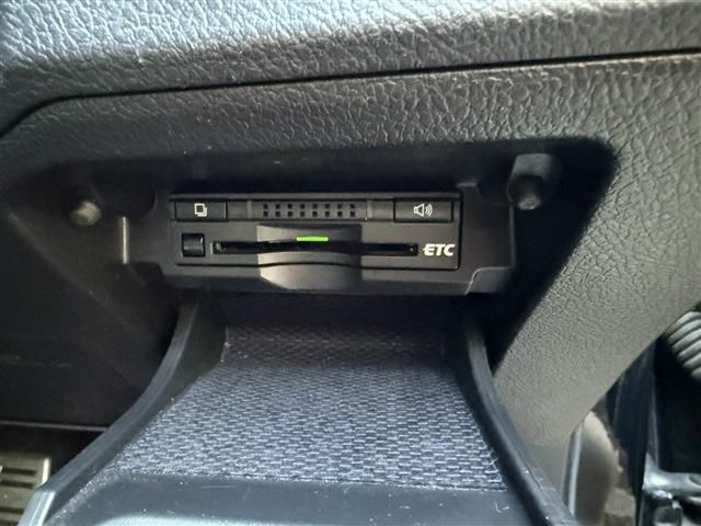 TOYOTA MARK X 2013 Image 31