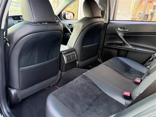 TOYOTA MARK X 2013 Image 31