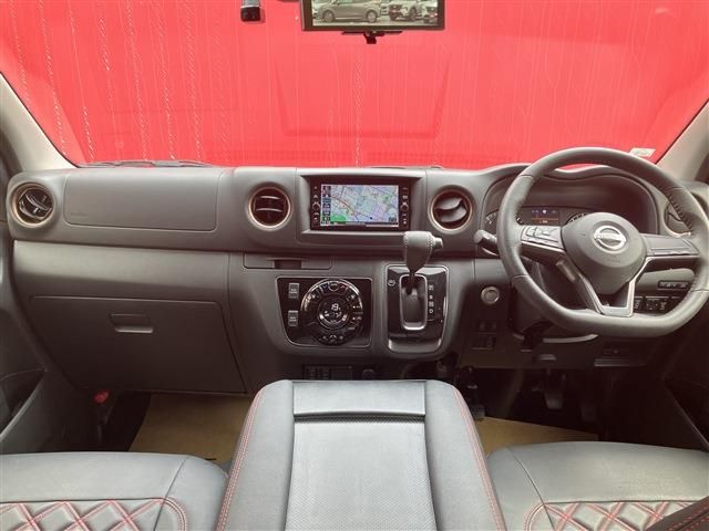 NISSAN CARAVAN VAN 4WD 2022 Image 31