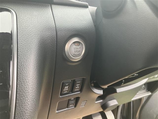 NISSAN CARAVAN VAN 4WD 2022 Image 31