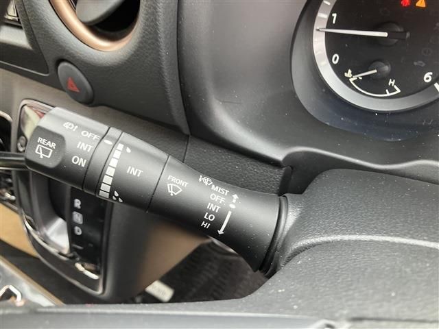 NISSAN CARAVAN VAN 4WD 2022 Image 31