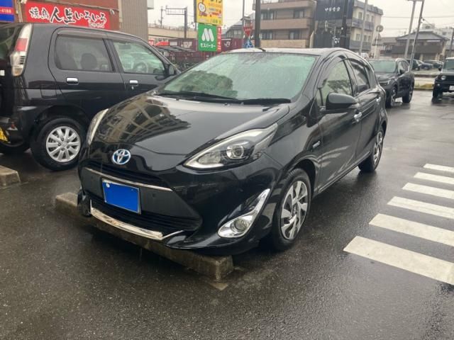 TOYOTA AQUA 2018 Image 31