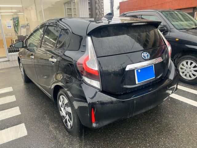 TOYOTA AQUA 2018 Image 31