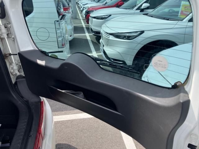 NISSAN CUBE 4WD 2010 Image 31