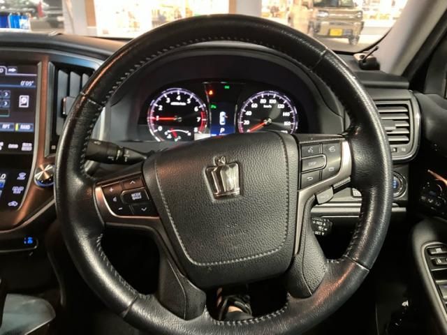 TOYOTA CROWN SEDAN 4WD 2013 Image 31