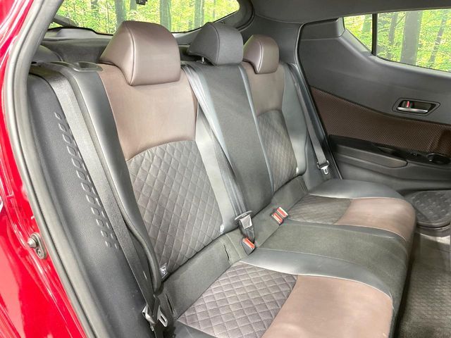 TOYOTA C-HR 2017 Image 31