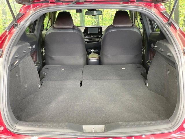 TOYOTA C-HR 2017 Image 31