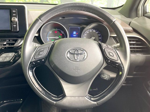 TOYOTA C-HR 2017 Image 31