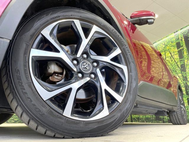 TOYOTA C-HR 2017 Image 31