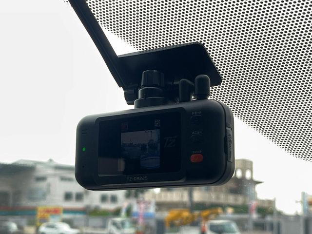 TOYOTA NOAH 2022 Image 31