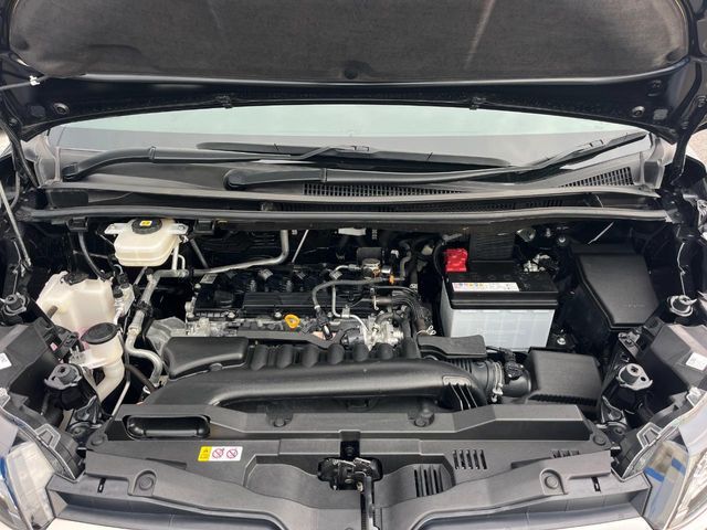 TOYOTA NOAH 2022 Image 31