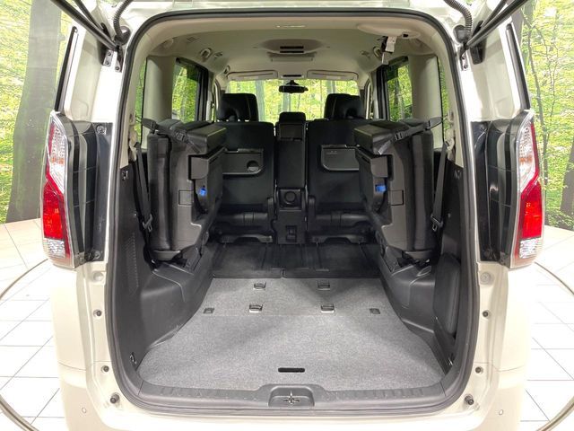 NISSAN SERENA  S-HYBRID 2019 Image 31