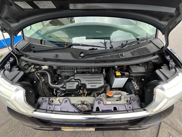 DAIHATSU TANTO CUSTOM 2017 Image 31