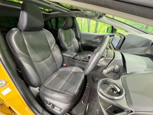 TOYOTA PRIUS 4WD 2023 Image 31