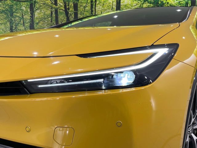 TOYOTA PRIUS 4WD 2023 Image 31