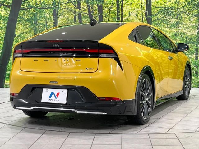 TOYOTA PRIUS 4WD 2023 Image 31