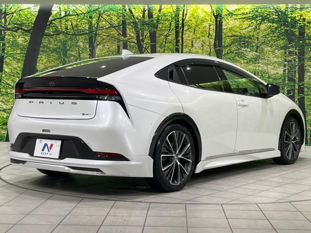 TOYOTA PRIUS 4WD 2023 Image 31