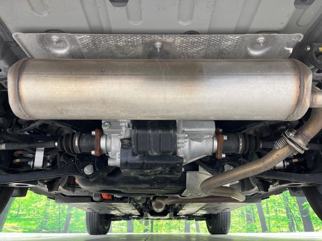 TOYOTA YARIS CROSS HYBRID 2025 Image 31