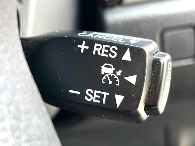 TOYOTA CROWN MAJESTA HYBRID 2014 Image 31