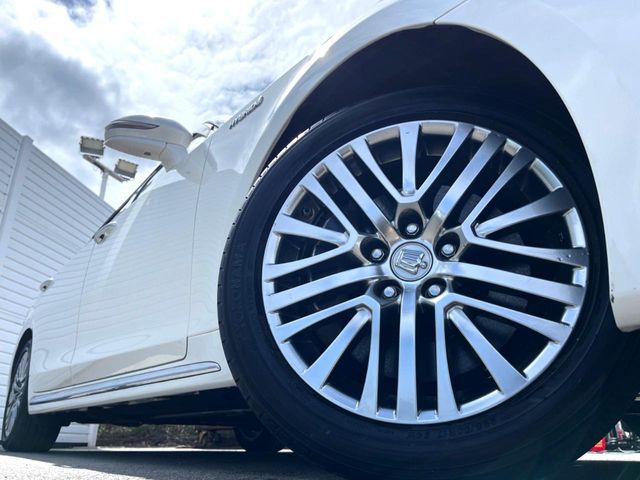 TOYOTA CROWN MAJESTA HYBRID 2014 Image 31