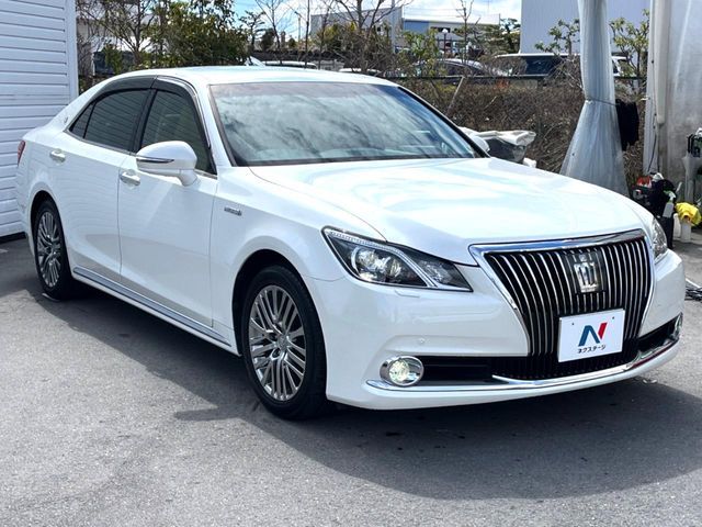 TOYOTA CROWN MAJESTA HYBRID 2014 Image 31