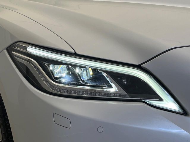 TOYOTA CROWN SEDAN HYBRID 2022 Image 31