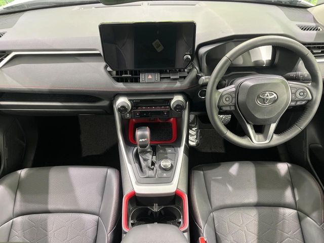 TOYOTA RAV4 HYBRID 4WD 2023 Image 31