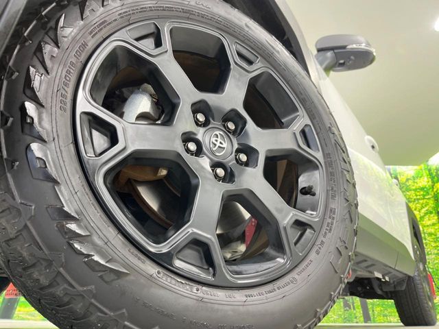 TOYOTA RAV4 HYBRID 4WD 2023 Image 31