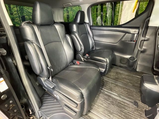 TOYOTA ALPHARD 2019 Image 31