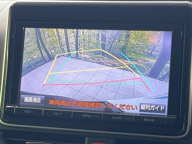 TOYOTA VOXY 2014 Image 31