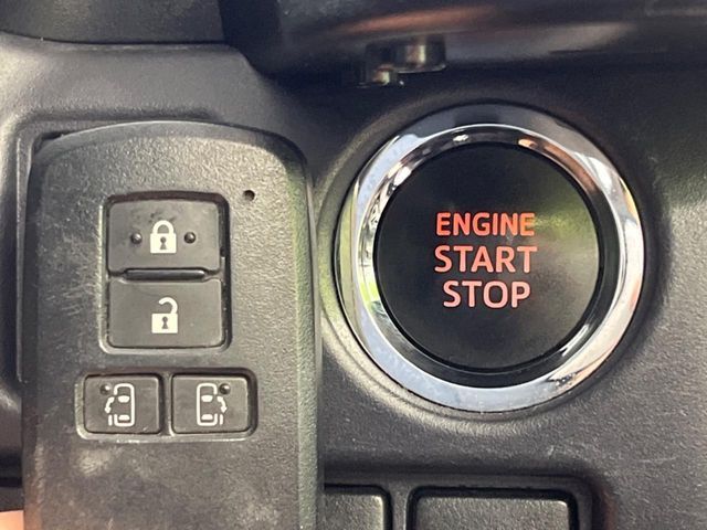 TOYOTA VOXY 2014 Image 31