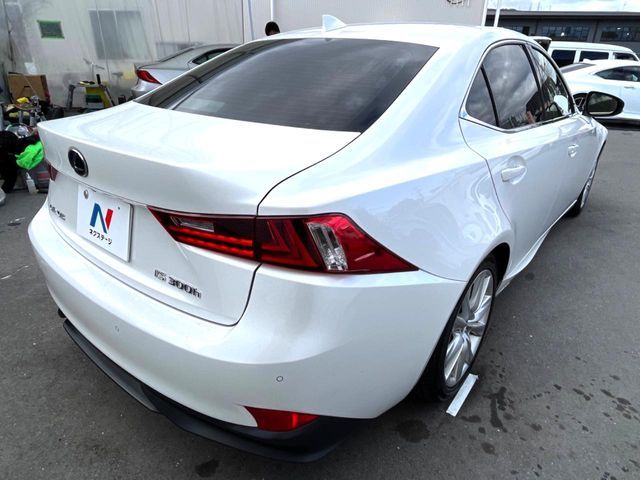 TOYOTA LEXUS IS300H 2015 Image 31