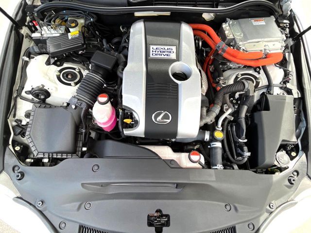 TOYOTA LEXUS IS300H 2015 Image 31