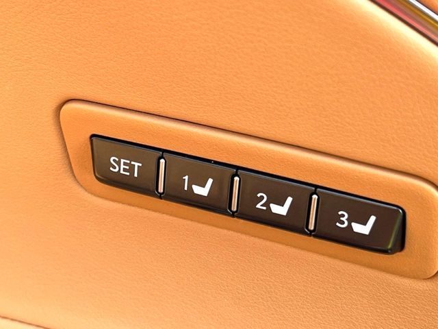 TOYOTA LEXUS LC500 2021 Image 31