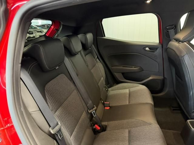 RENAULT LUTECIA 2023 Image 31