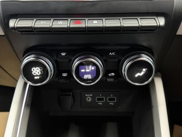 RENAULT LUTECIA 2023 Image 31