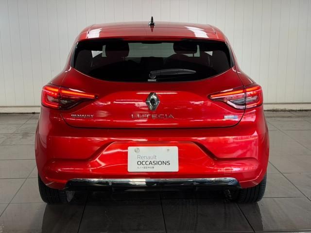 RENAULT LUTECIA 2023 Image 31