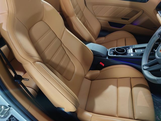 PORSCHE 911 OPEN 2024 Image 31